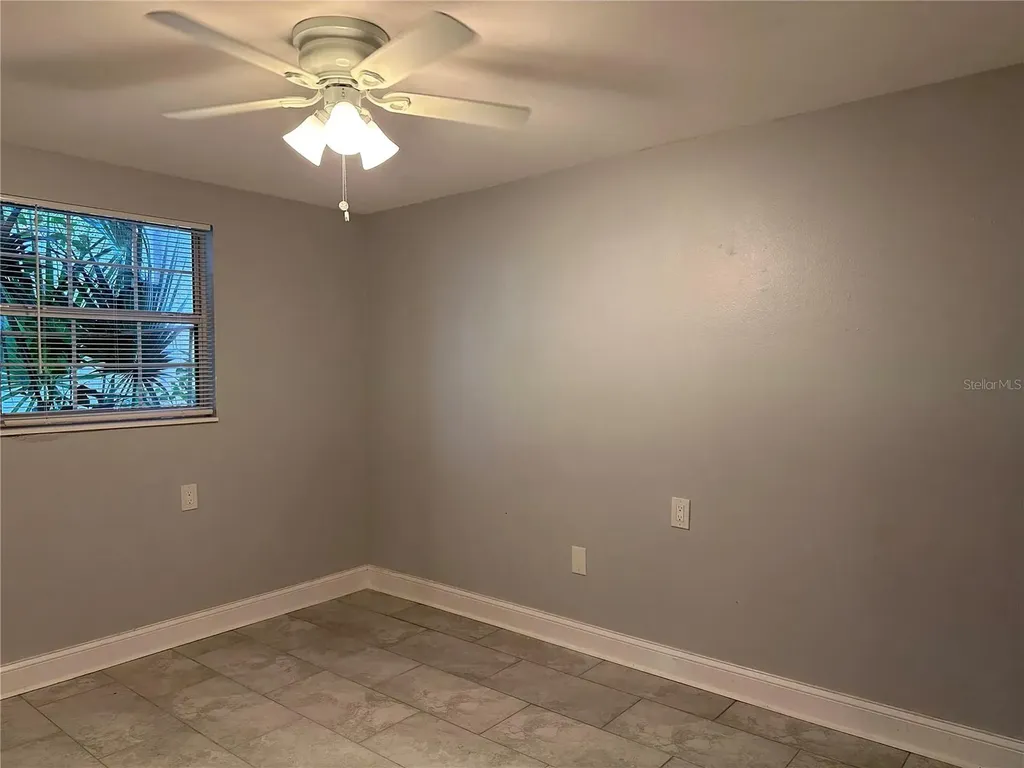 461 89th Avenue N St Petersburg FL 33702