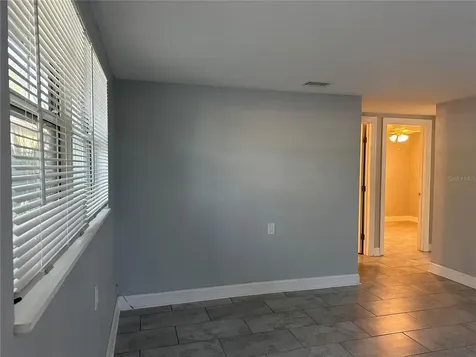461 89th Avenue N St Petersburg FL 33702
