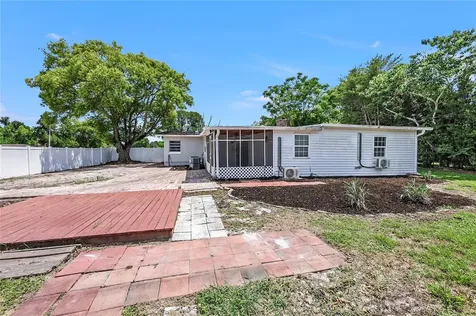 10855 Genevieve Street Orlando FL 32825