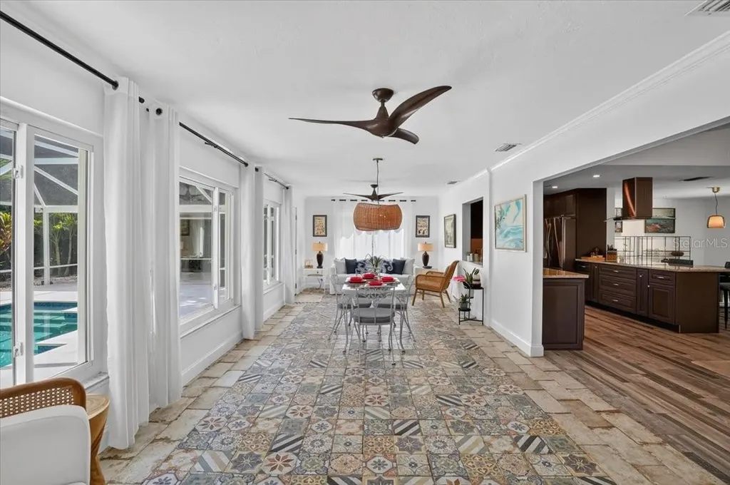 3282 Tobero Lane Sarasota FL 34235