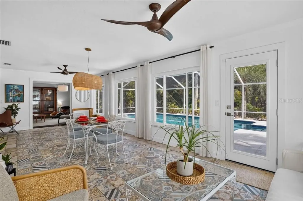 3282 Tobero Lane Sarasota FL 34235