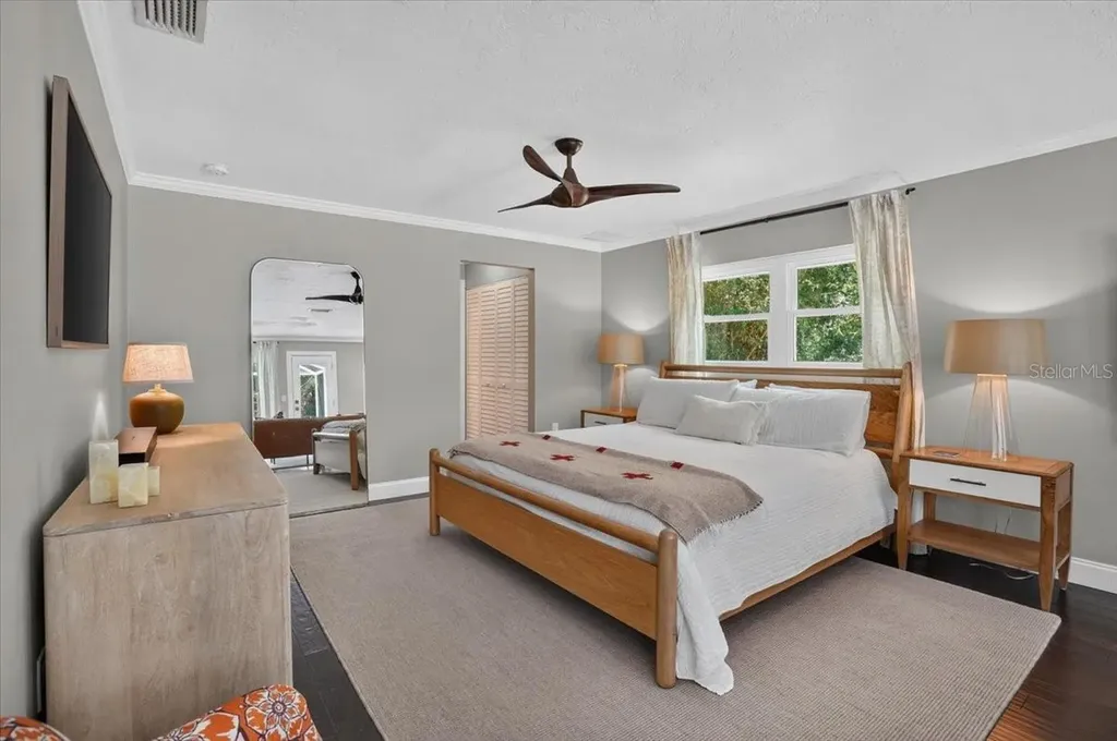 3282 Tobero Lane Sarasota FL 34235