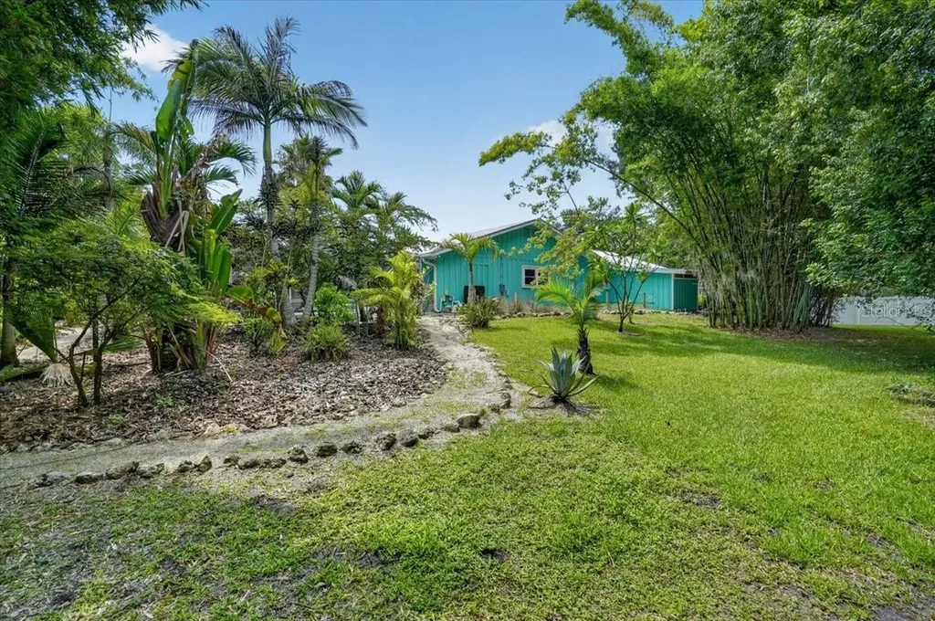 3282 Tobero Lane Sarasota FL 34235