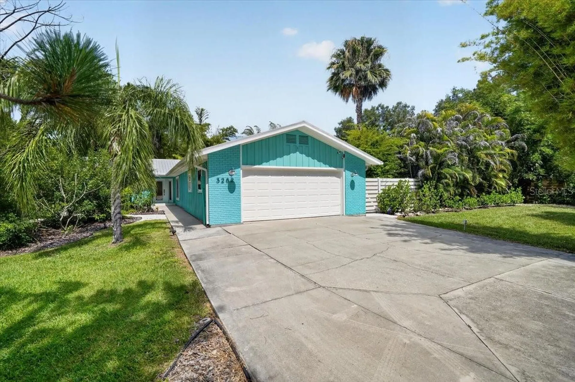 3282 Tobero Lane Sarasota FL 34235