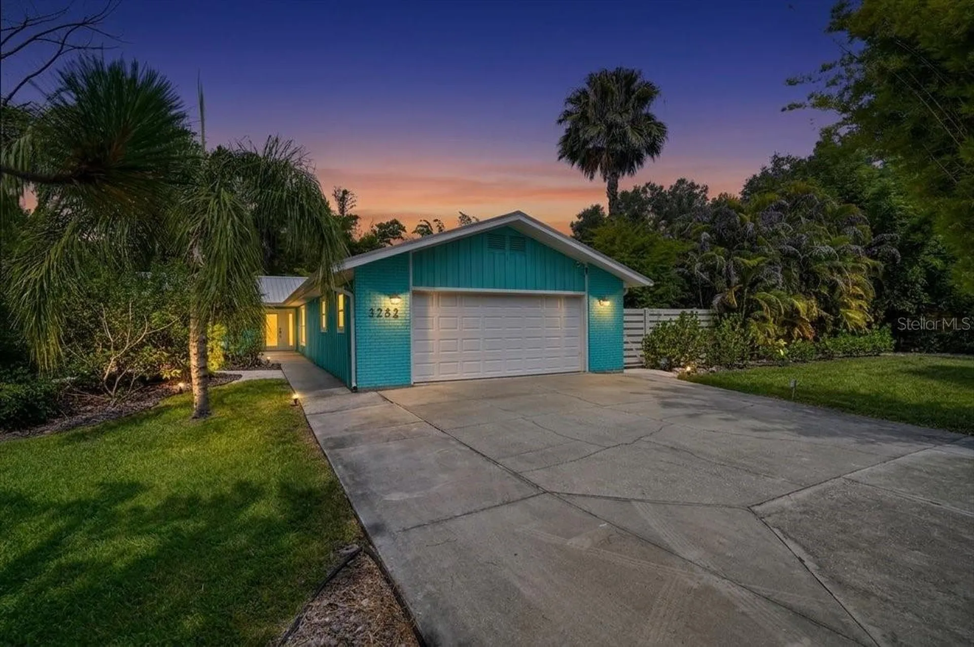 3282 Tobero Lane Sarasota FL 34235