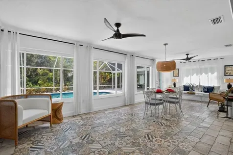 3282 Tobero Lane Sarasota FL 34235