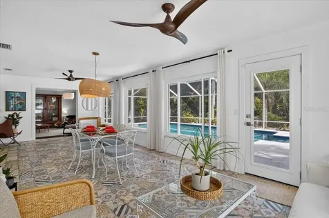 3282 Tobero Lane Sarasota FL 34235
