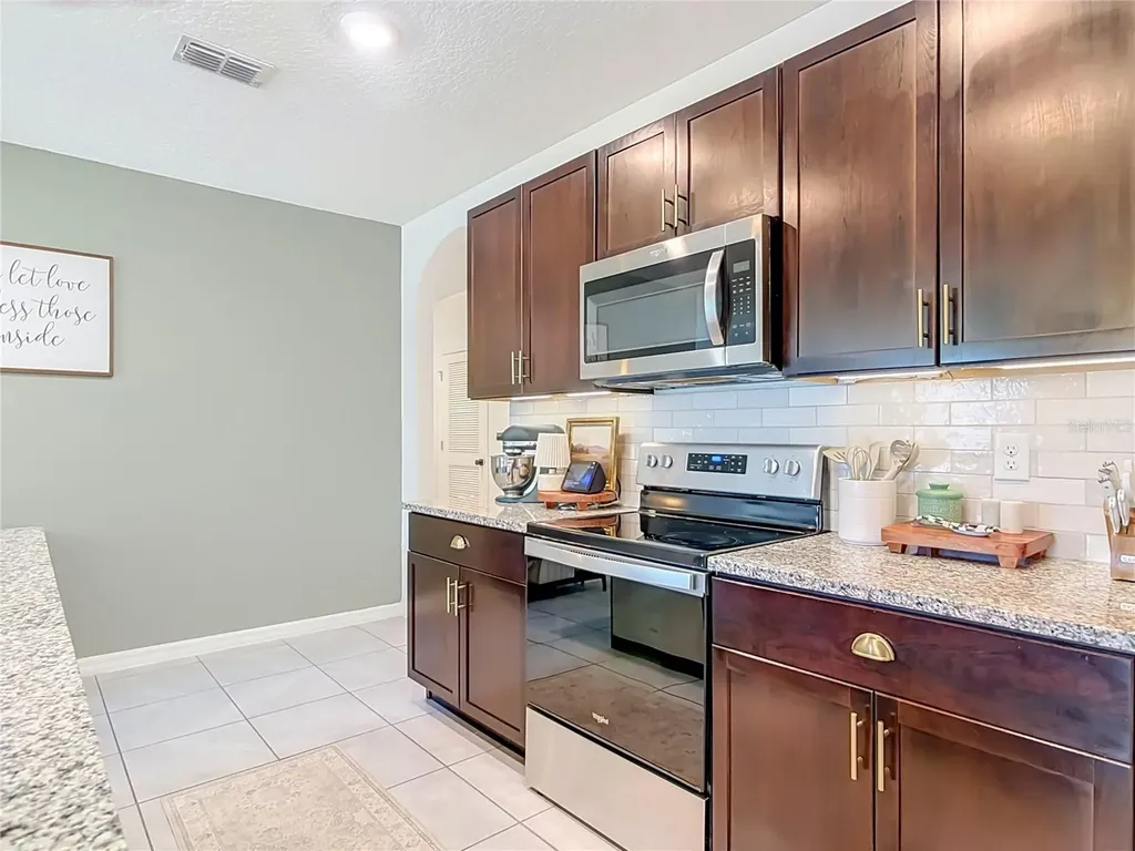 204 Duke Drive Deland FL 32724