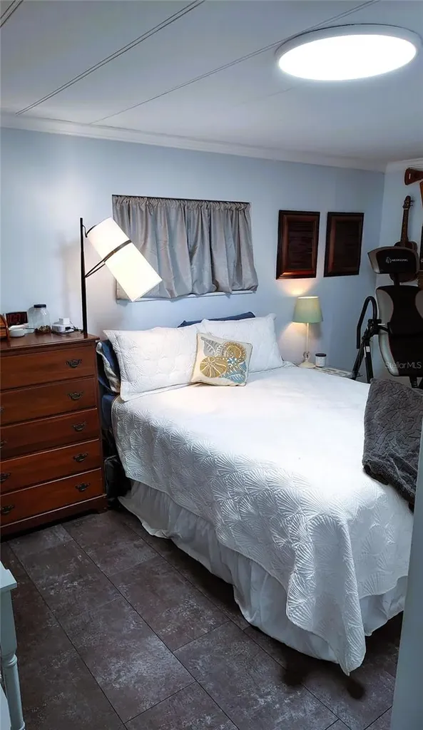 714 48th B Avenue E Bradenton FL 34203