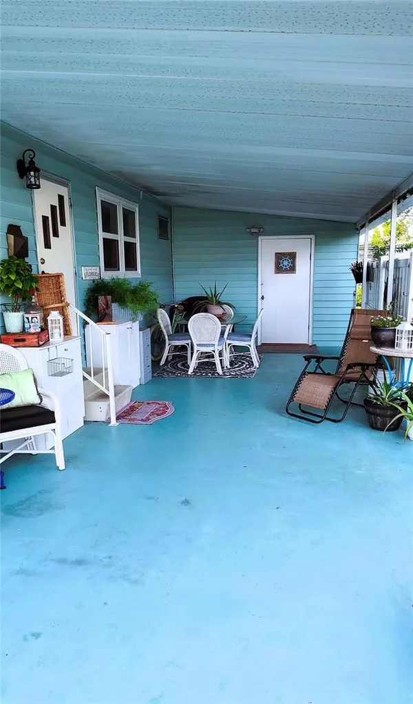 714 48th B Avenue E Bradenton FL 34203