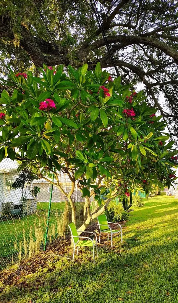 714 48th B Avenue E Bradenton FL 34203