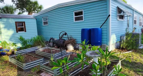 714 48th B Avenue E Bradenton FL 34203