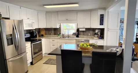 714 48th B Avenue E Bradenton FL 34203