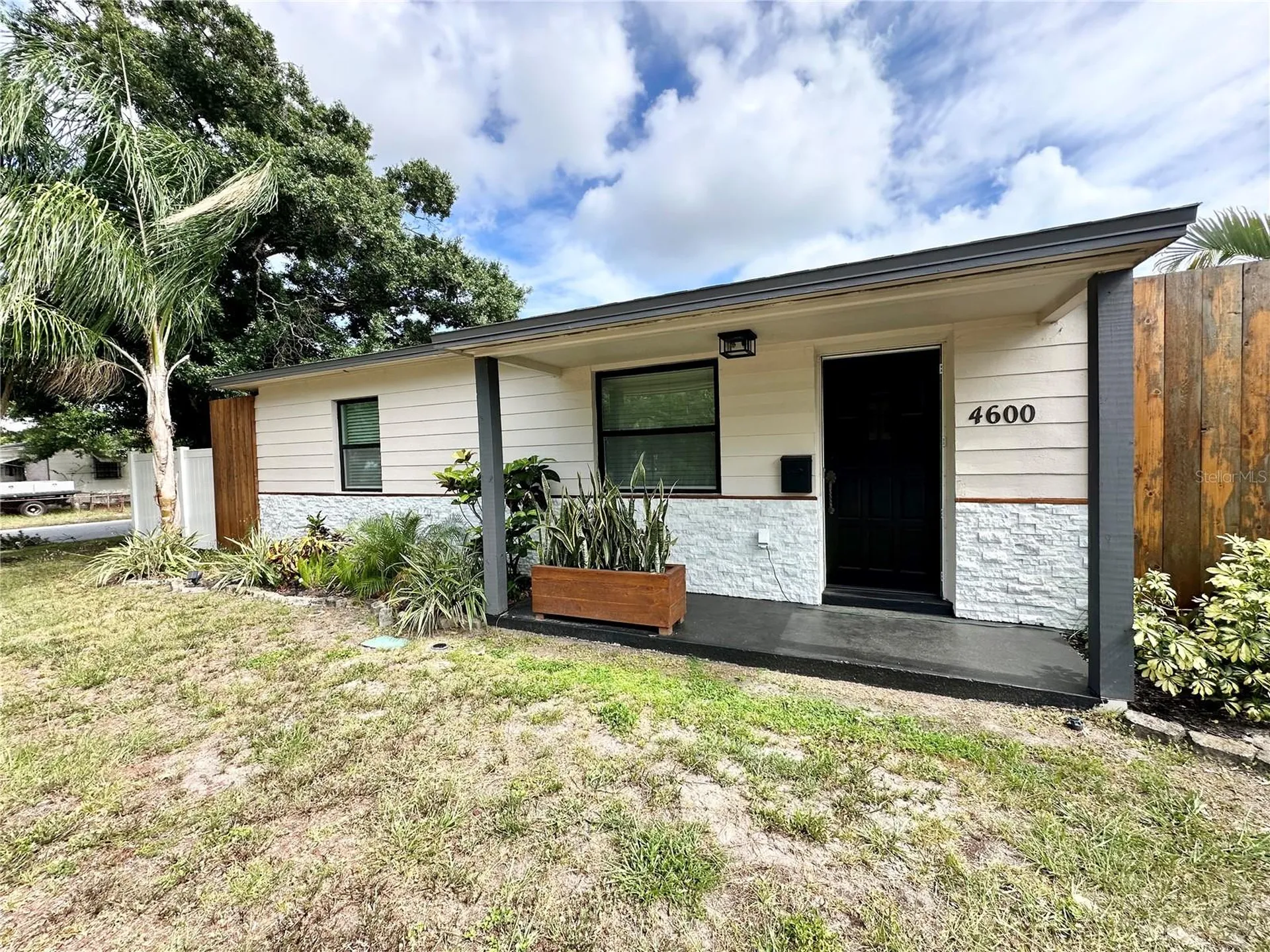 4600 30th Avenue N St Petersburg FL 33713