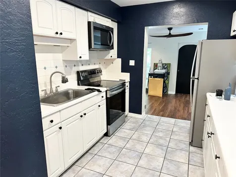 4600 30th Avenue N St Petersburg FL 33713