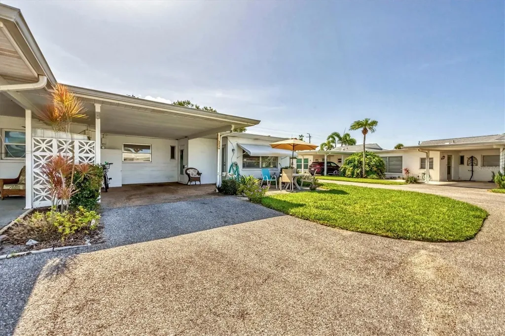 1060 Cockrill Street Venice FL 34285