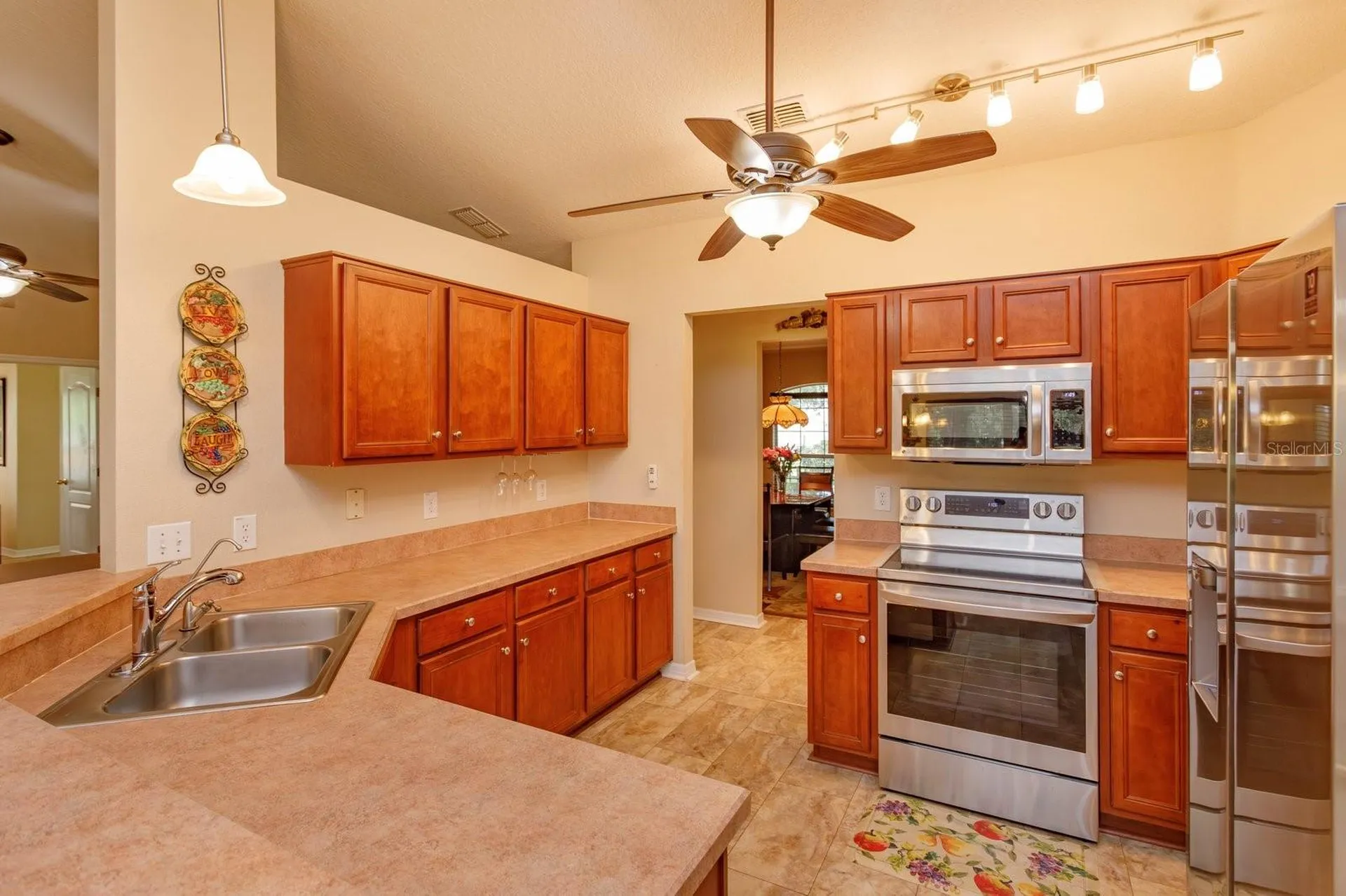 24353 Calusa Boulevard Eustis FL 32736