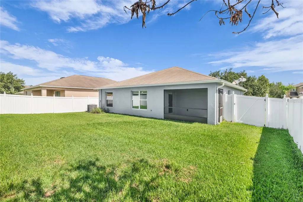 308 Bella Rosa Circle Sanford FL 32771