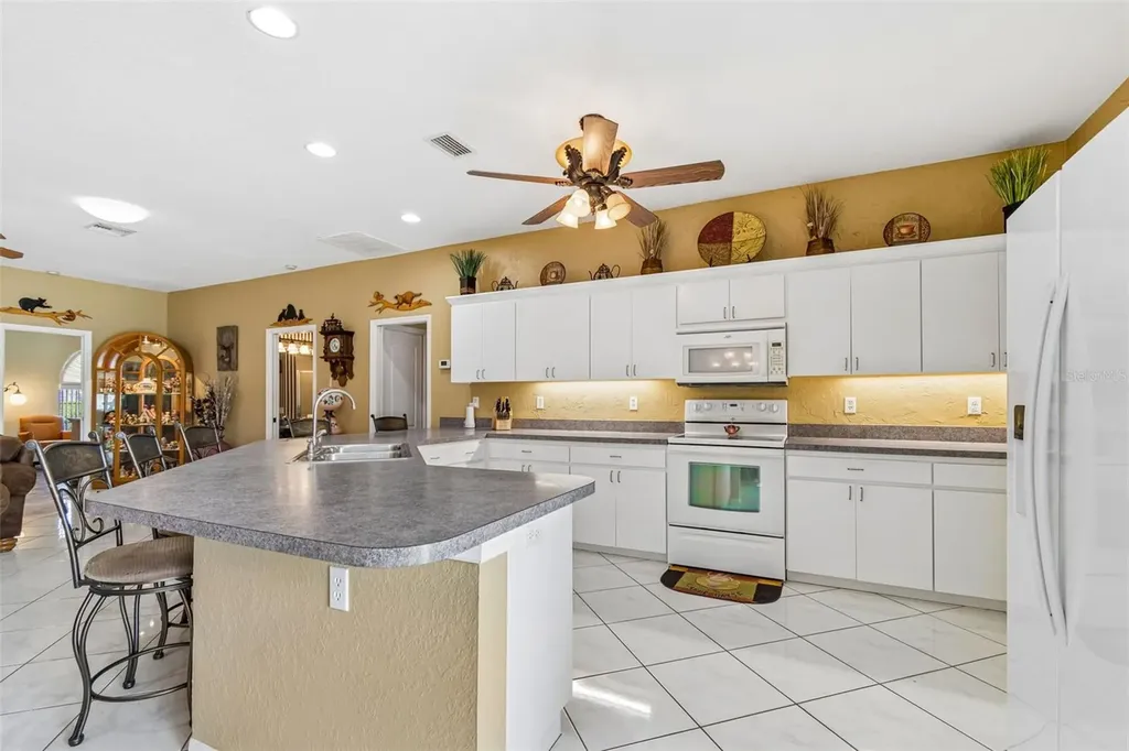 7791 Carver Court Seminole FL 33772