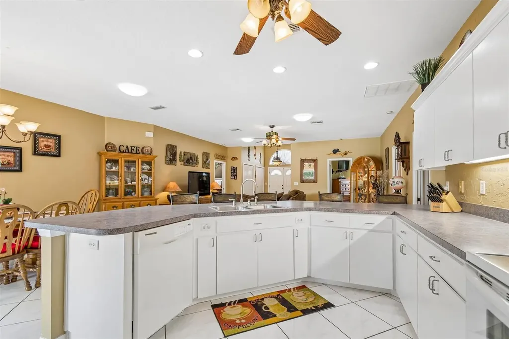 7791 Carver Court Seminole FL 33772