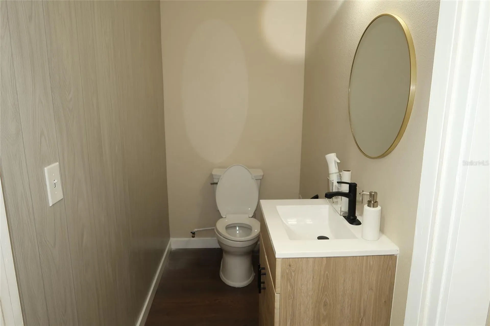 448 S Alafaya Trail Orlando FL 32828