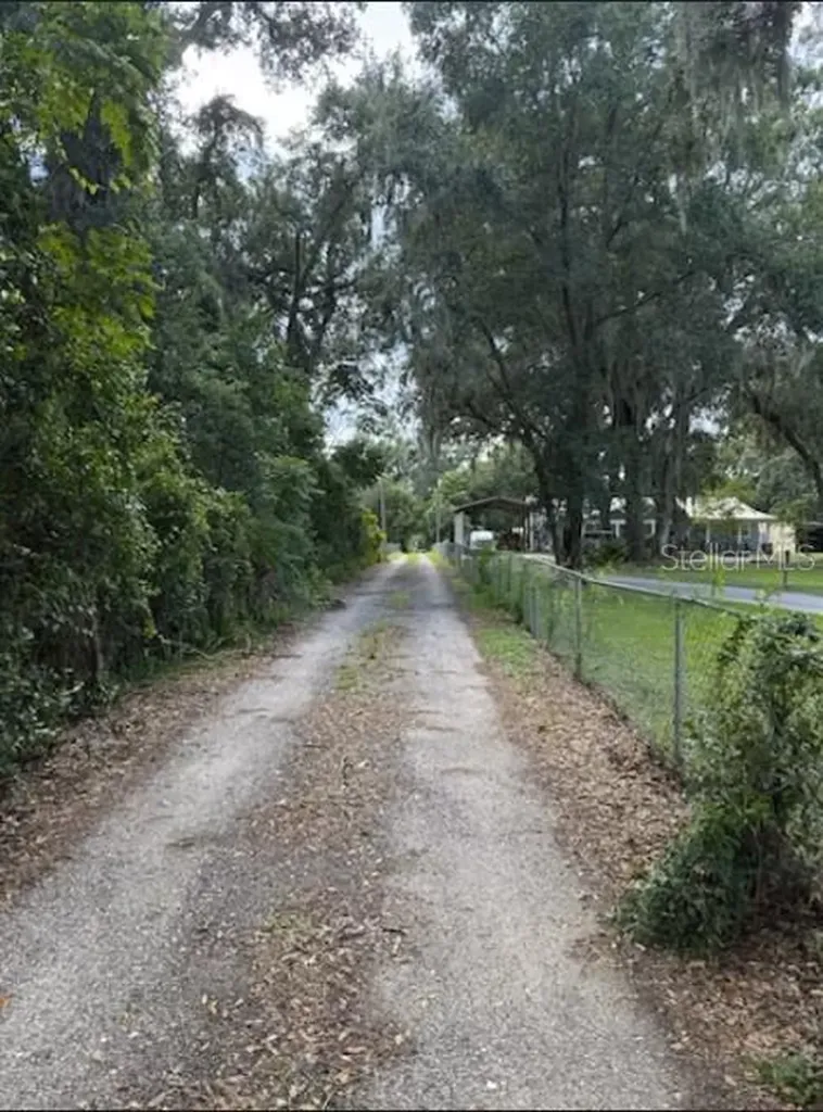 2525 N Bethlehem Road Plant City FL 33565