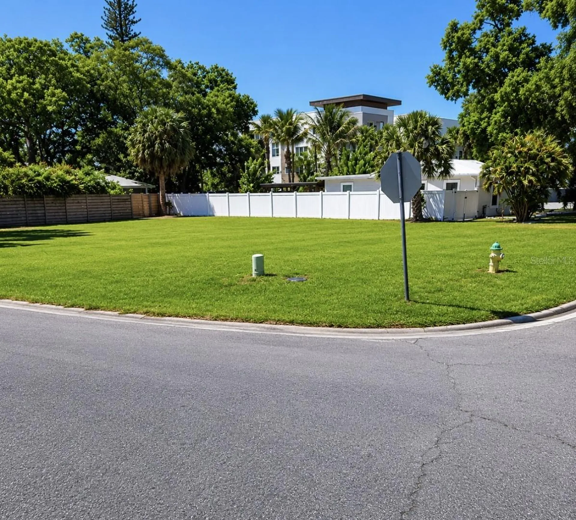 336 Lime Avenue Sarasota FL 34237