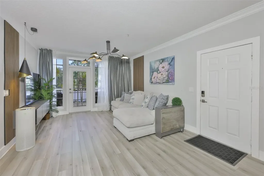 3202 Bay Club Circle Tampa FL 33607