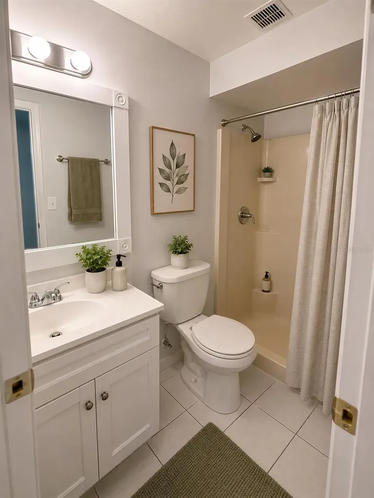 2434 Rio Pinar Lakes Boulevard Orlando FL 32822