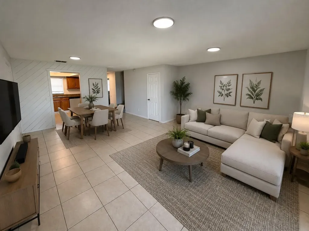 2434 Rio Pinar Lakes Boulevard Orlando FL 32822