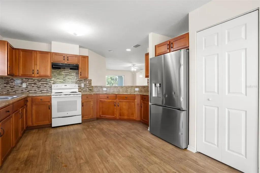 1550 Blossom Bayou Circle Ruskin FL 33570