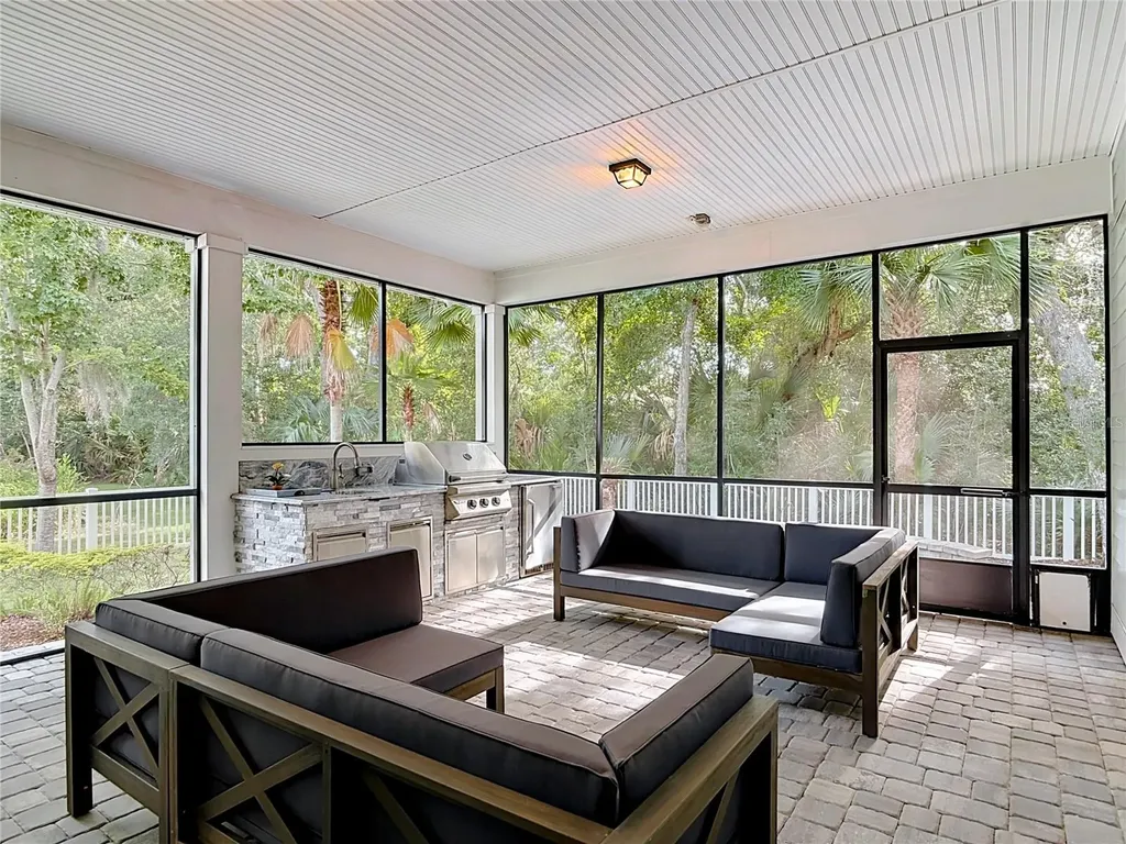 18 Shady Oak Lane Palm Coast FL 32137