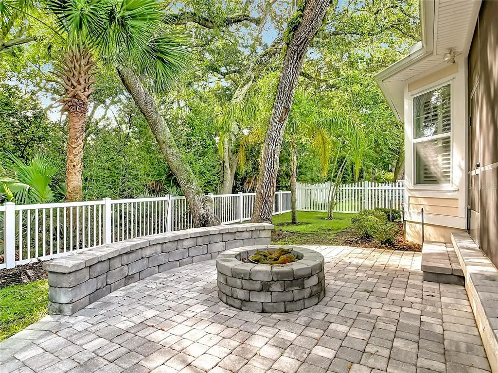 18 Shady Oak Lane Palm Coast FL 32137