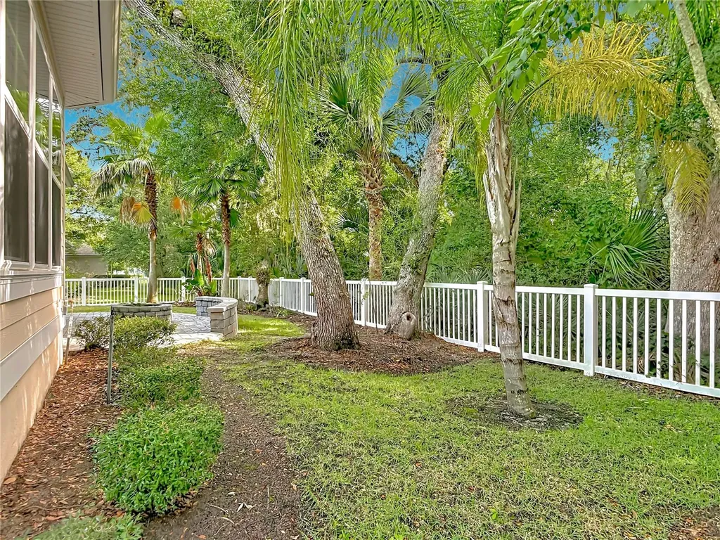 18 Shady Oak Lane Palm Coast FL 32137