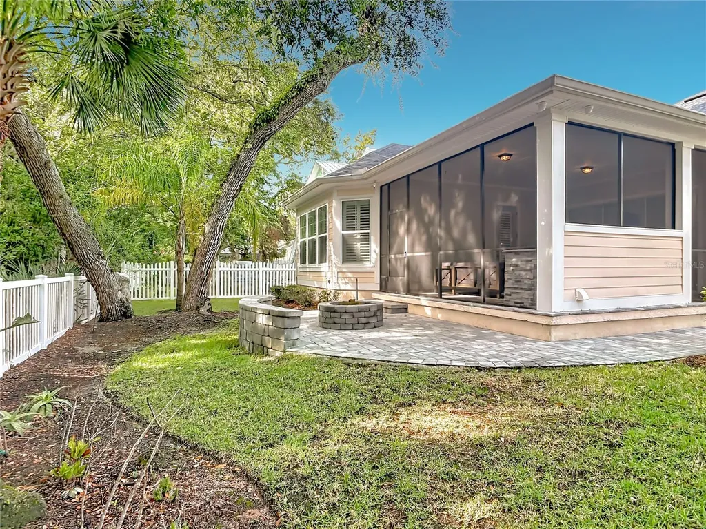 18 Shady Oak Lane Palm Coast FL 32137