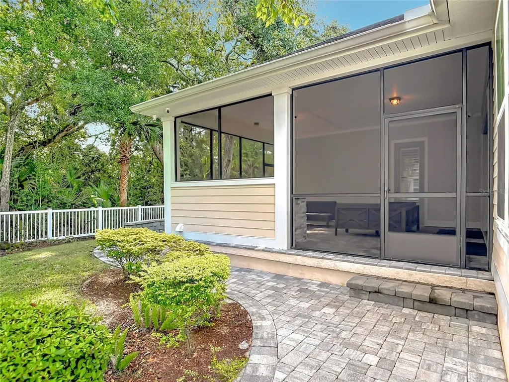 18 Shady Oak Lane Palm Coast FL 32137