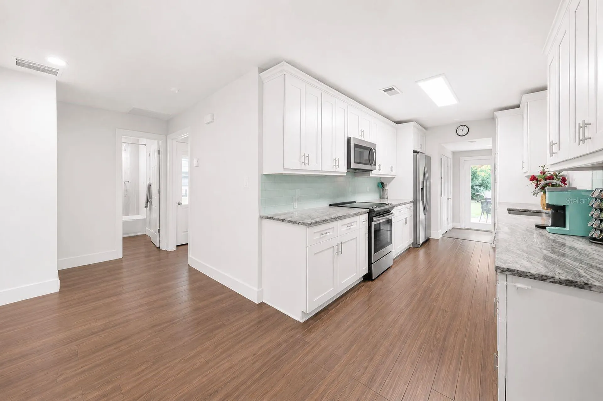 726 38th Avenue N St Petersburg FL 33704
