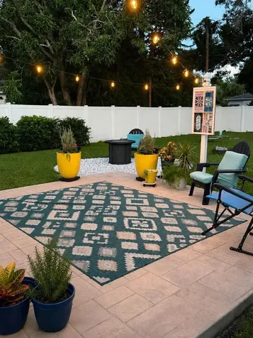 726 38th Avenue N St Petersburg FL 33704