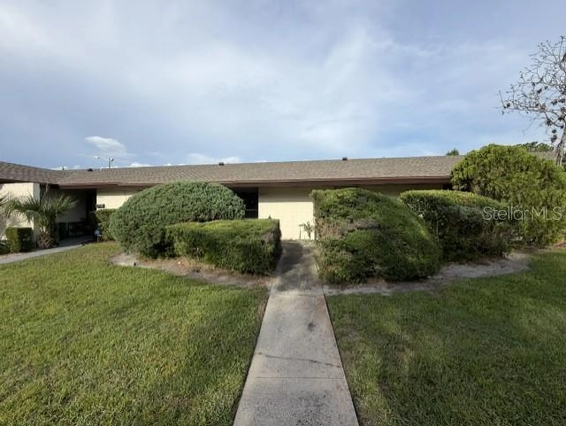 2711 Willow Run Orlando FL 32808