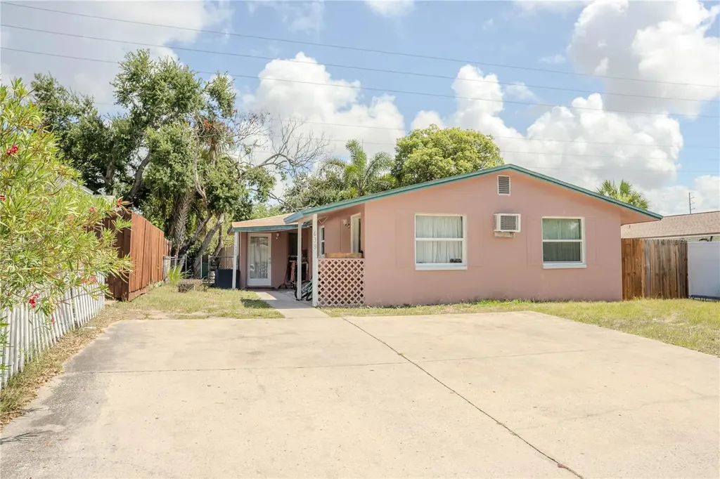 638 Dogwood Court Dunedin FL 34698