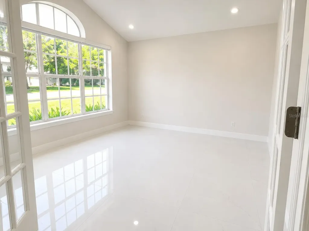 3728 Cold Creek Drive Valrico FL 33596