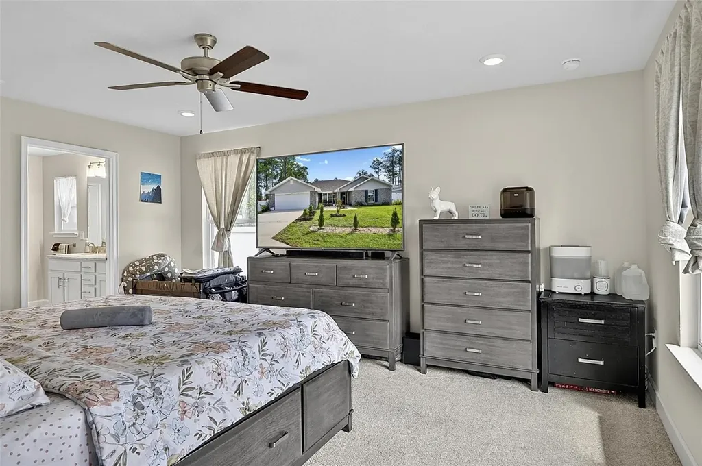 33 Richardson Drive Palm Coast FL 32164