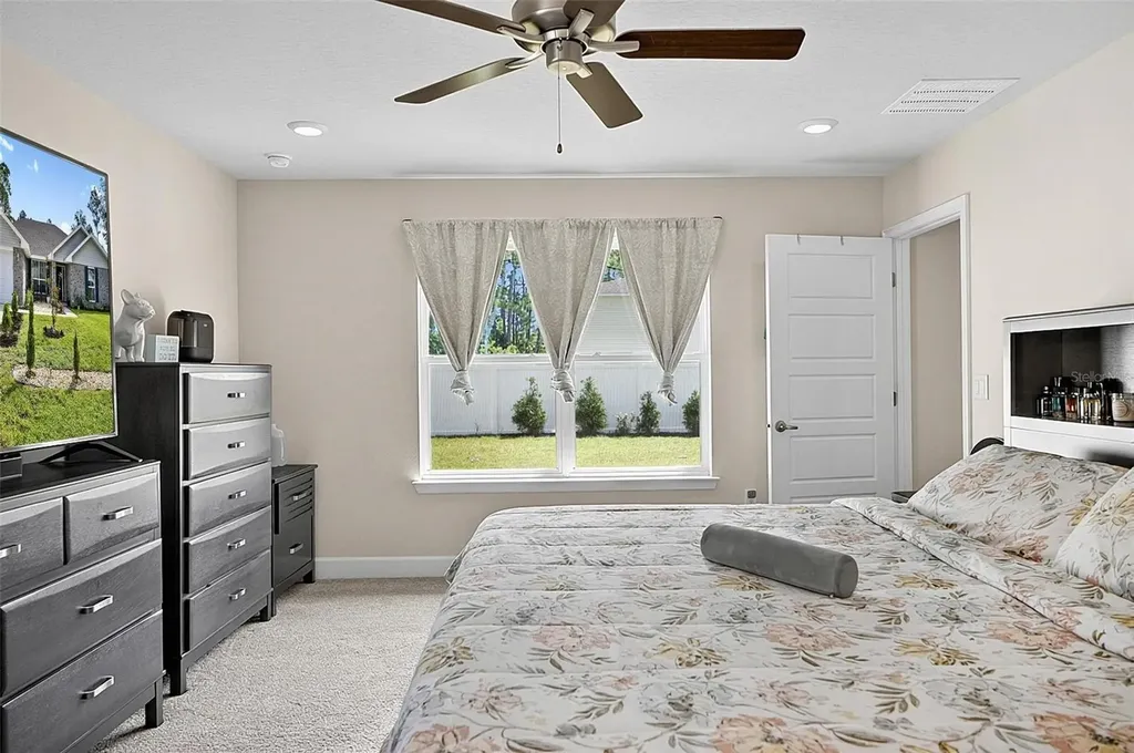 33 Richardson Drive Palm Coast FL 32164