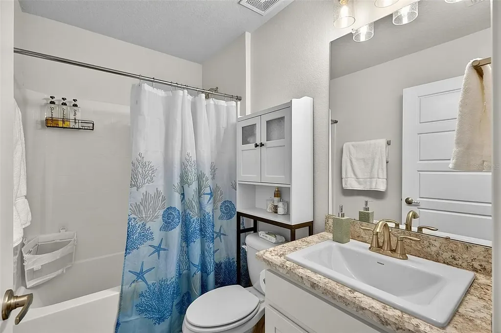 33 Richardson Drive Palm Coast FL 32164