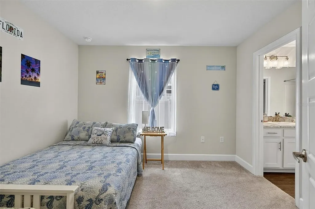 33 Richardson Drive Palm Coast FL 32164