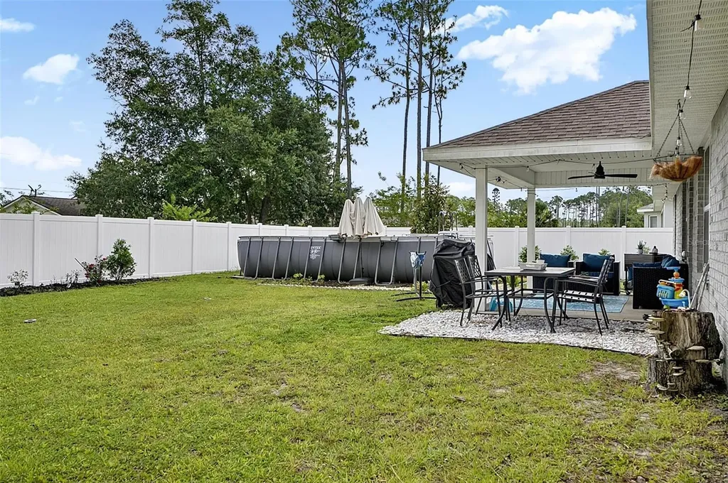 33 Richardson Drive Palm Coast FL 32164