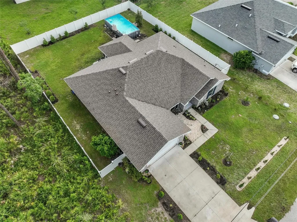 33 Richardson Drive Palm Coast FL 32164