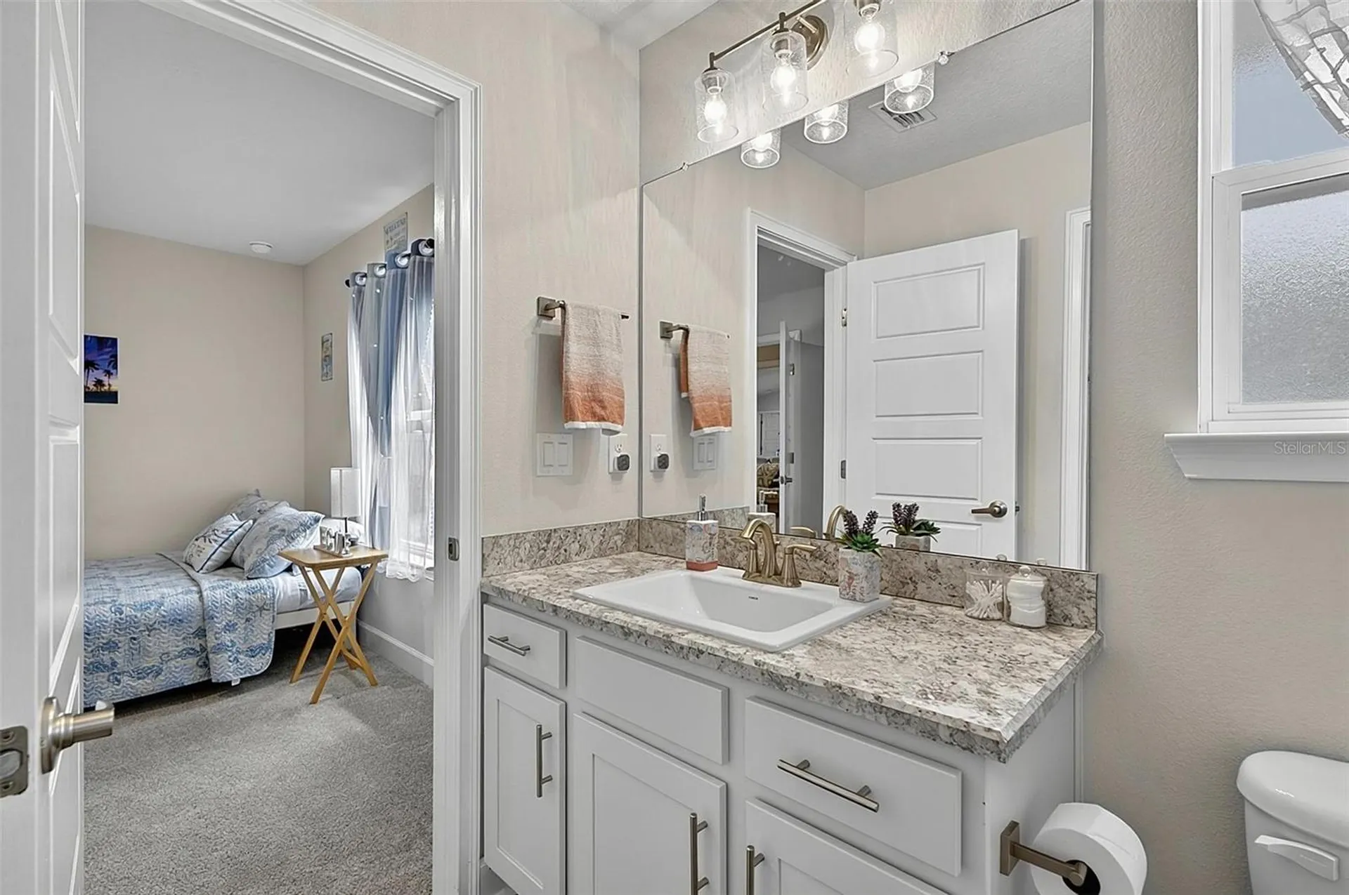 33 Richardson Drive Palm Coast FL 32164