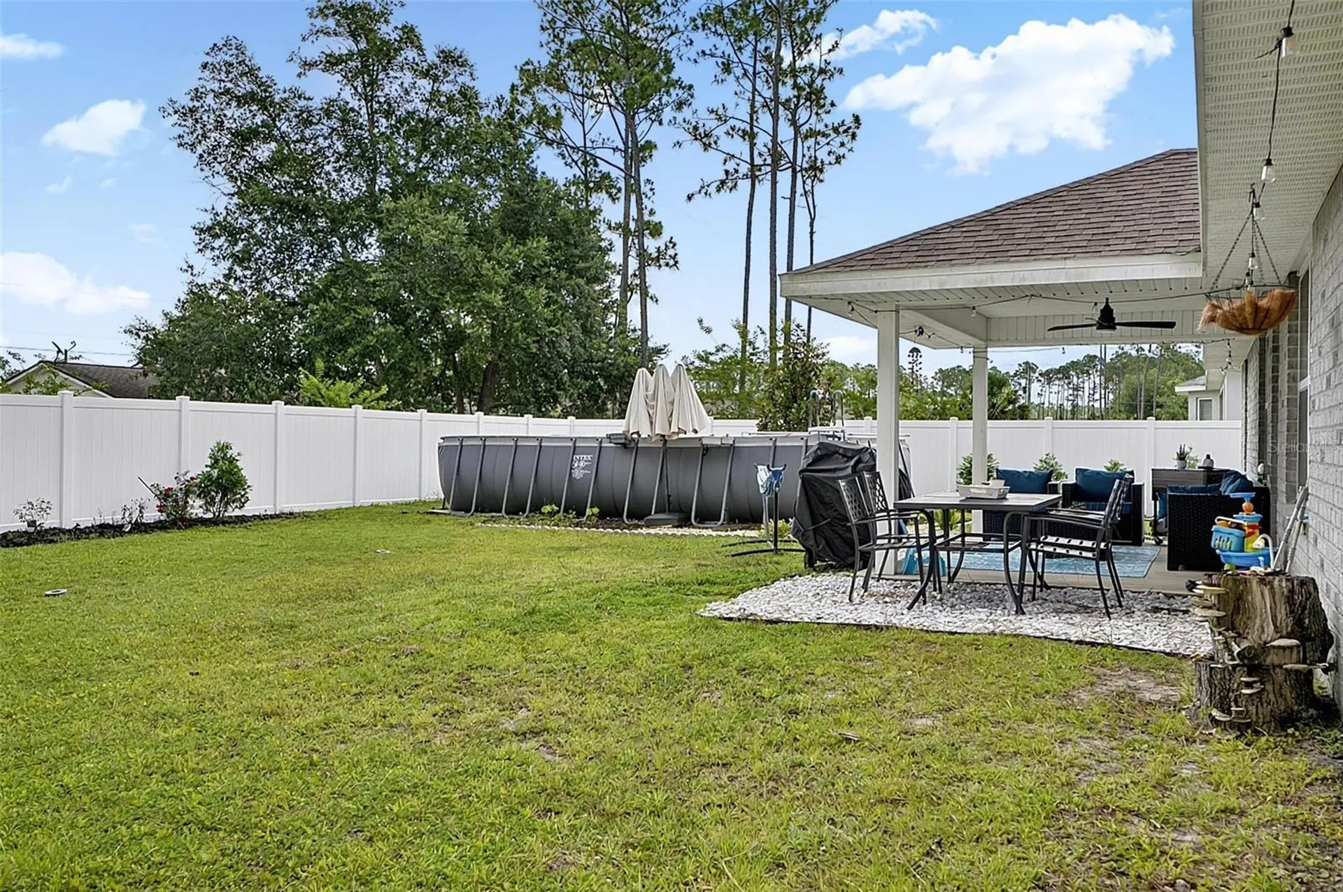 33 Richardson Drive Palm Coast FL 32164