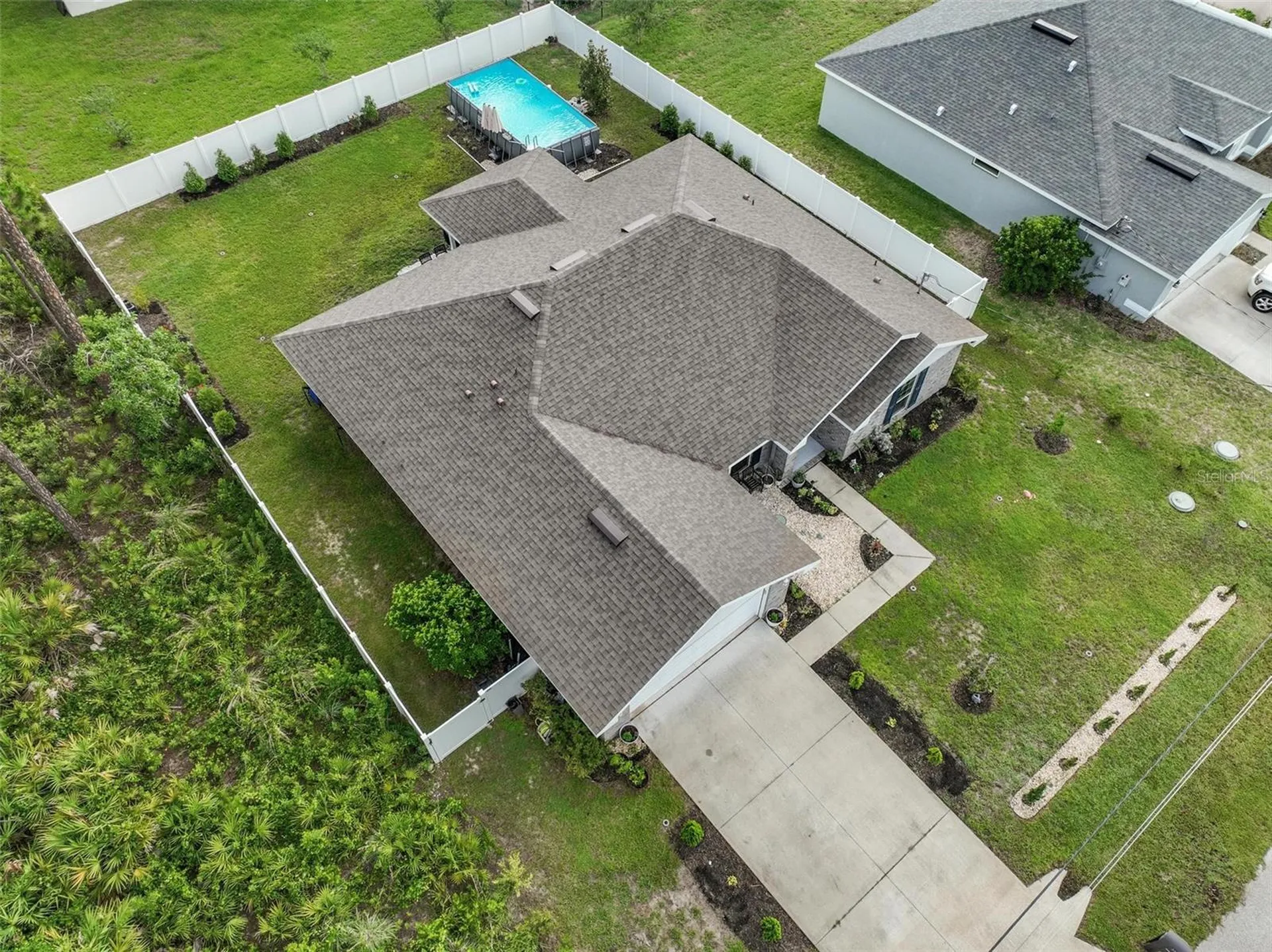 33 Richardson Drive Palm Coast FL 32164
